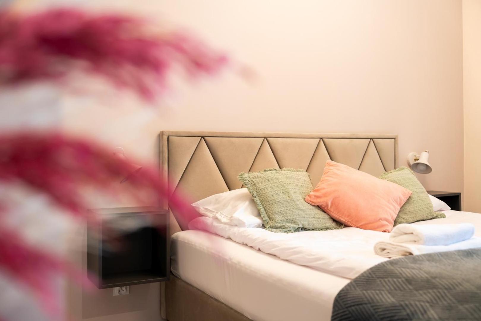 Apartament Smile - Z Prywatnym Monitorowanym Parkingiem By Spaceapart Еленя-Гура Экстерьер фото